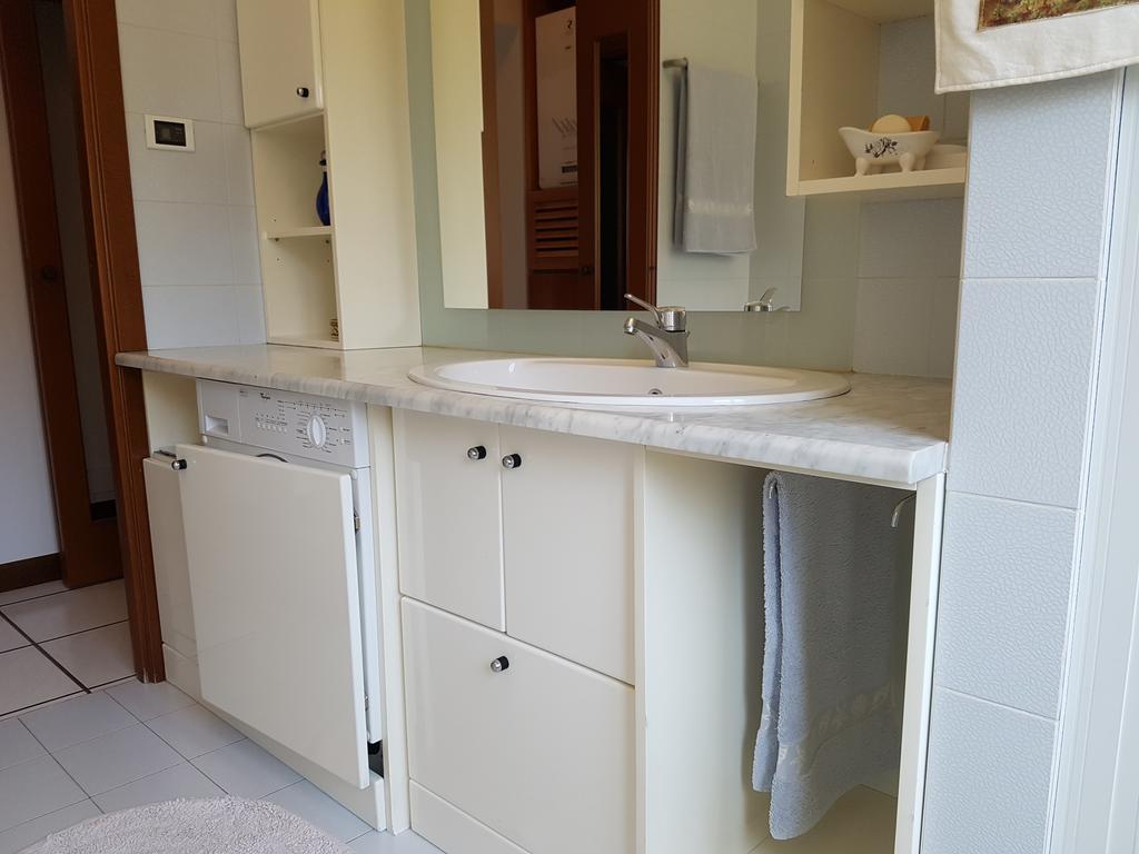 Apartament Casa Elena Albese Con Cassano Zewnętrze zdjęcie